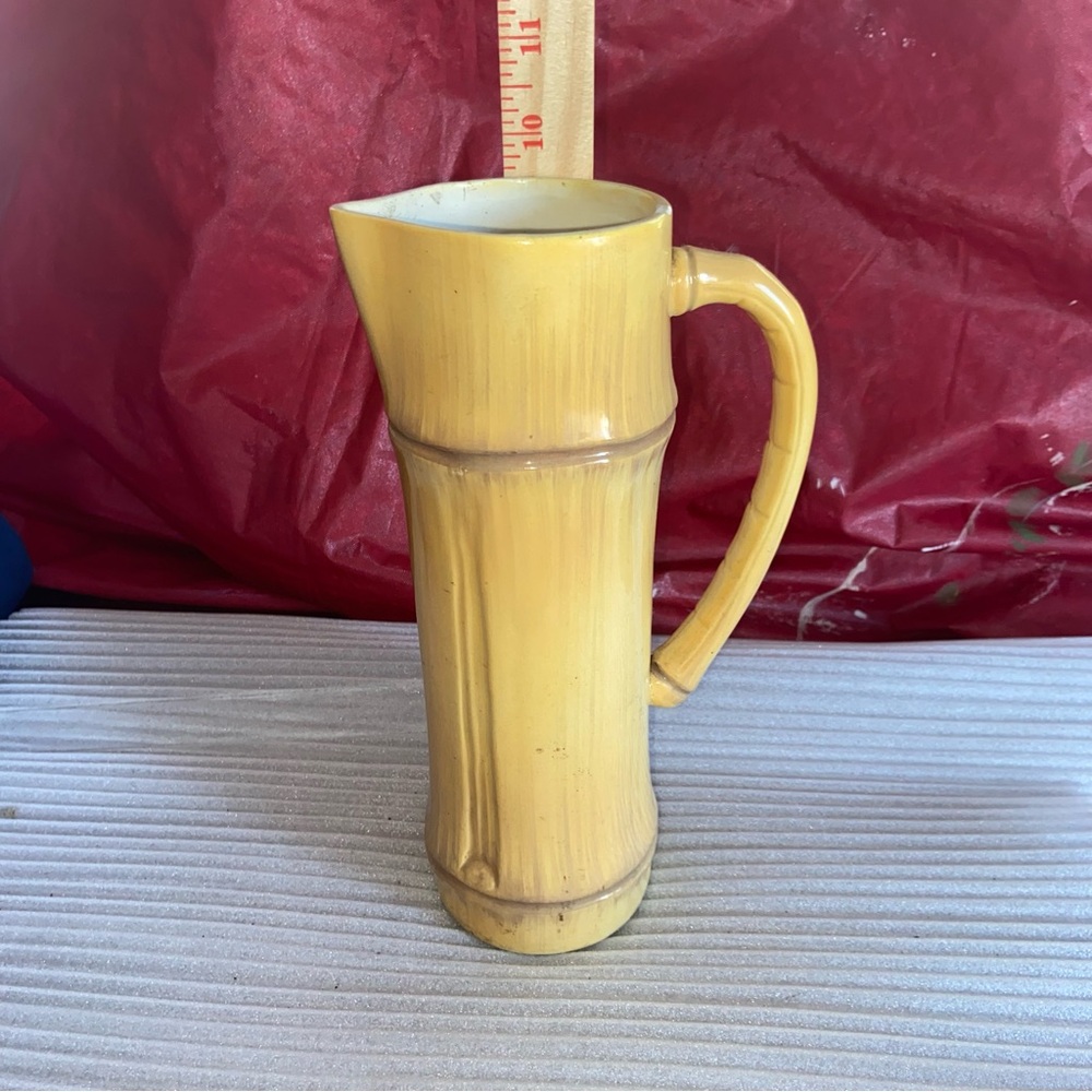 The Islanders Tiki pitcher 1960s TV promotional Hickok design